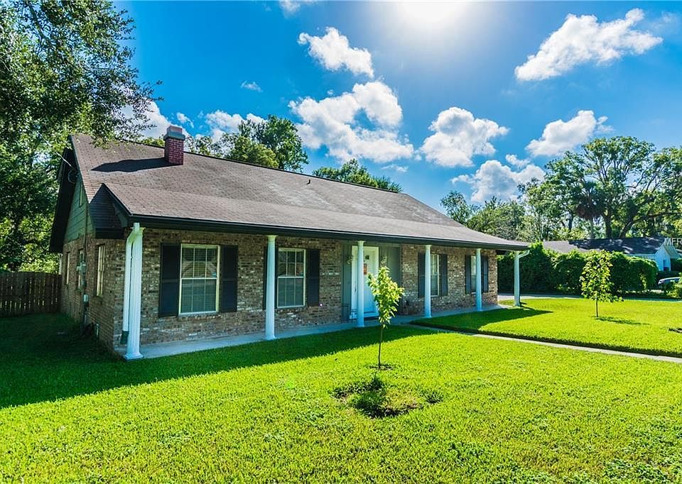 1st image of 105 Larkwood Dr