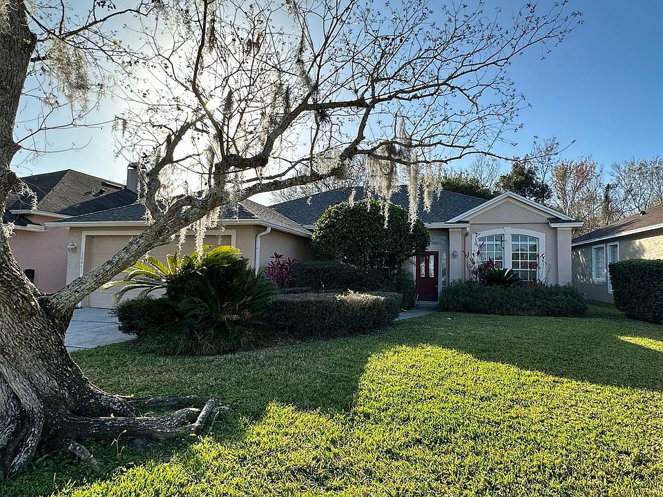1st image of 10867 Piping Rock Cir
