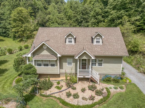 7519 Wolf Run Rd, Bristol, VA 24202