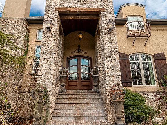 2nd image of 7065 E Courtney Ln