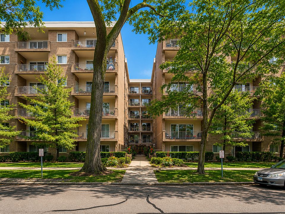1st image of 411 Ashland Ave APT 1A