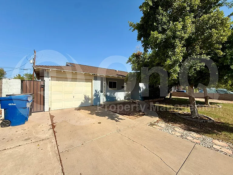 337 N Williams — Photo 1
