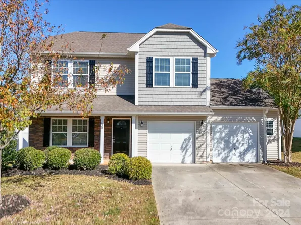 620 Smokehouse Ln, Albemarle, NC 28001