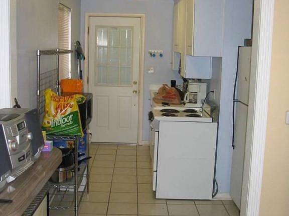 5th image of 115 S Lincoln St #115 C