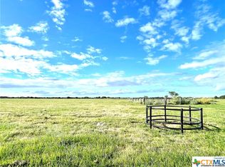 4 Mack Hale Rd, Seadrift, TX 77983