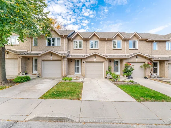 1809 Upper Wentworth St #23, Hamilton, ON L9B 2R9