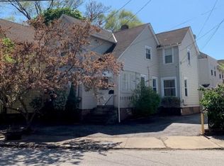 1896 Coltman Rd, Cleveland, OH 44106