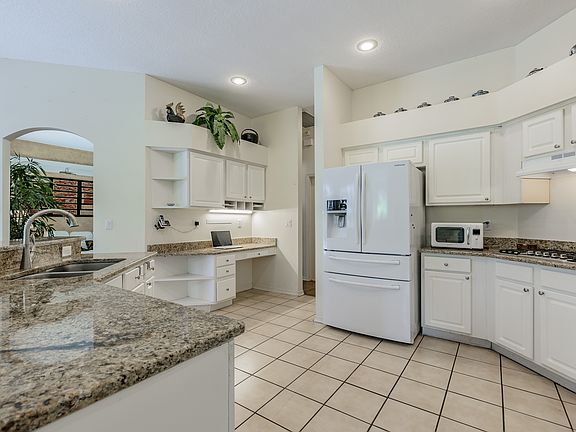 4th image of 12312 Ashville Dr