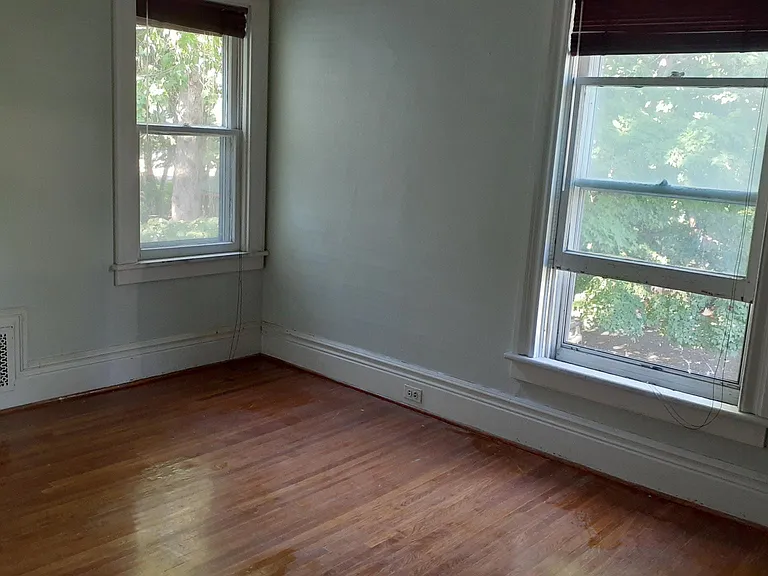 38 E Union St #UPPER — Photo 14