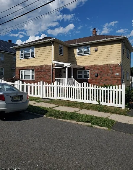 32 Harding Ct #2 — Photo 1