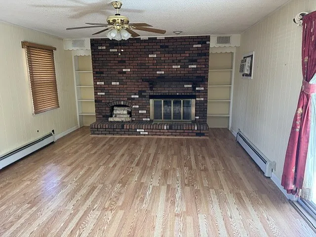 1105 N Logan St — Photo 4