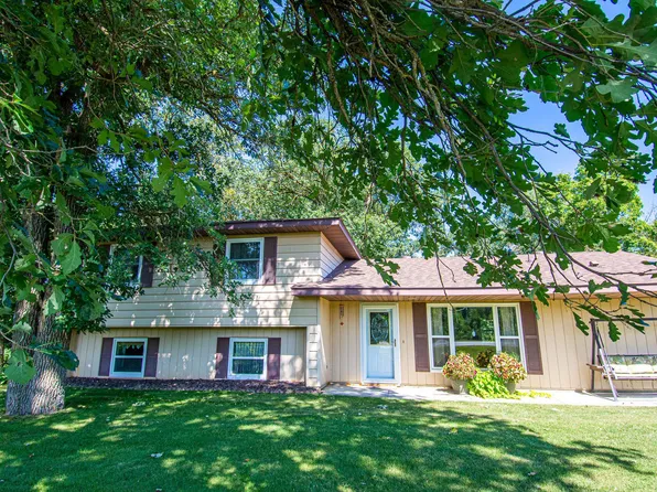 14880 230th St NE, Thief River Falls, MN 56701