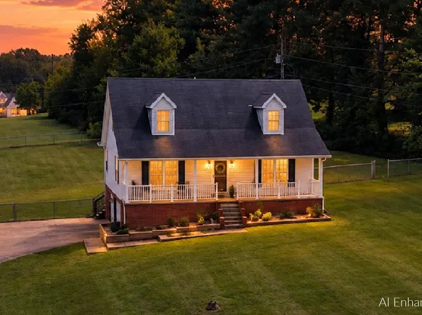 630 Picnic Hill Rd, Irvine, KY 40336