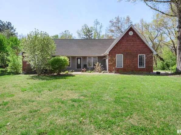 409 Arbor Dr, Carterville, IL 62918