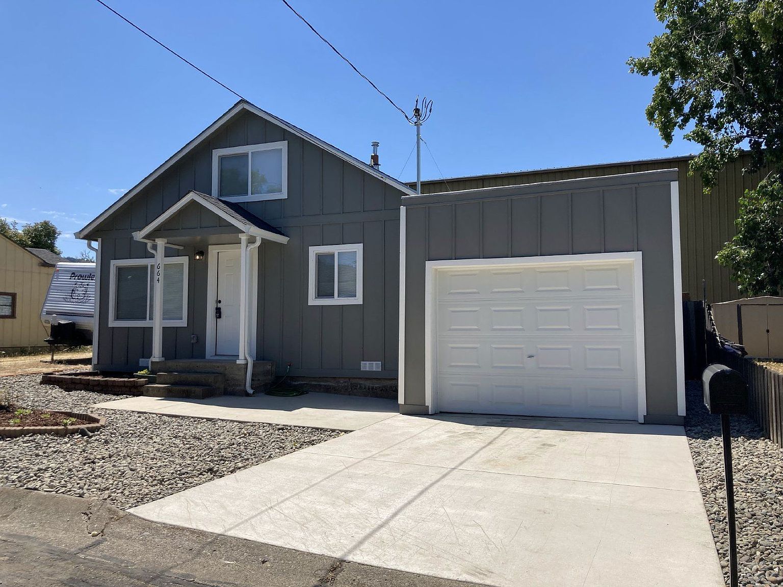 664 W Kenwood St, Roseburg, OR 97471 | Zillow