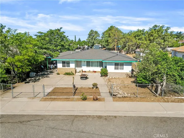 859 N Allen St, Banning, CA 92220