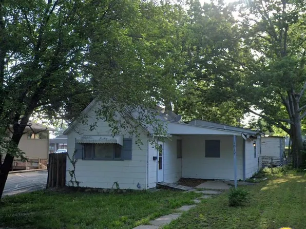 1012 SW Boswell Ave, Topeka, KS 66604