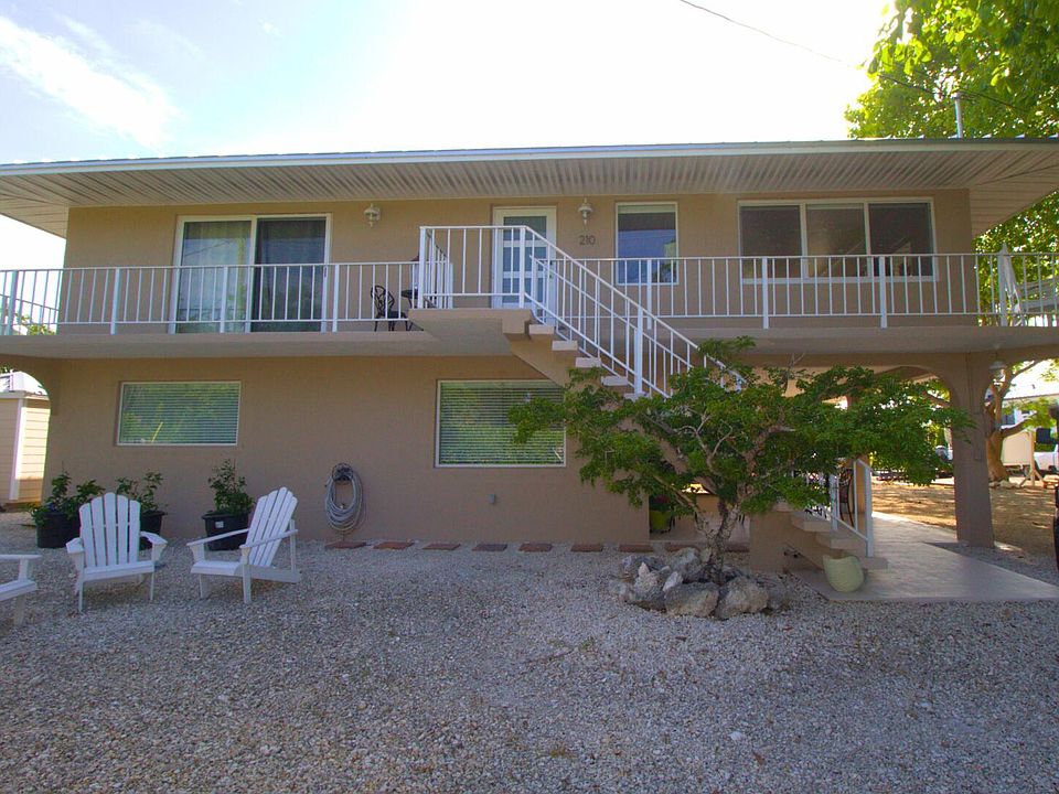 1st image of 210 Schooner Ln