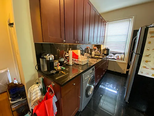 Rented by Mdays Realty | media 4