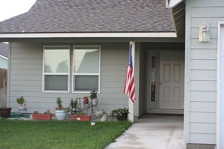 Lovely 5 Bedroom Home