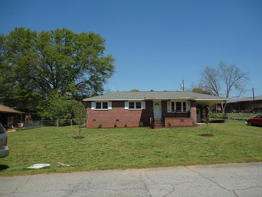 2nd image of 3802 Shawnee Ave