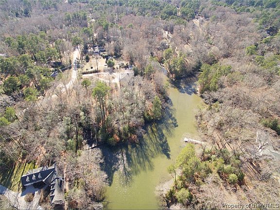 5th image of 102 Cove Ct