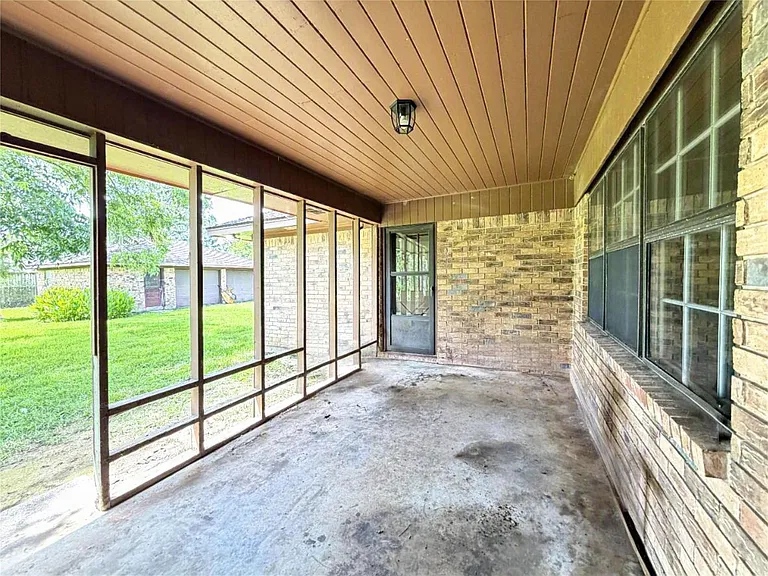 2603 Brom Bones Blvd — Photo 21