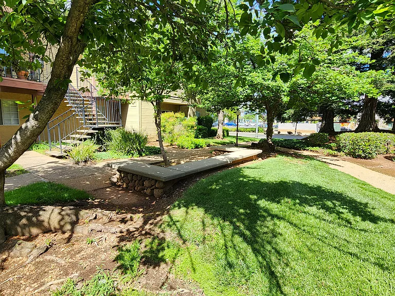 Cobble Creek — Photo 8