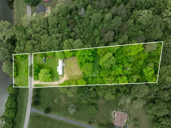 4383 Swinging Bridge Rd, Mendota, VA 24270