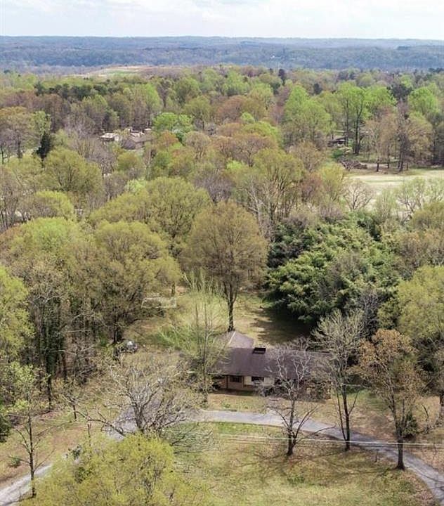 1st image of 622 E Stadium Dr