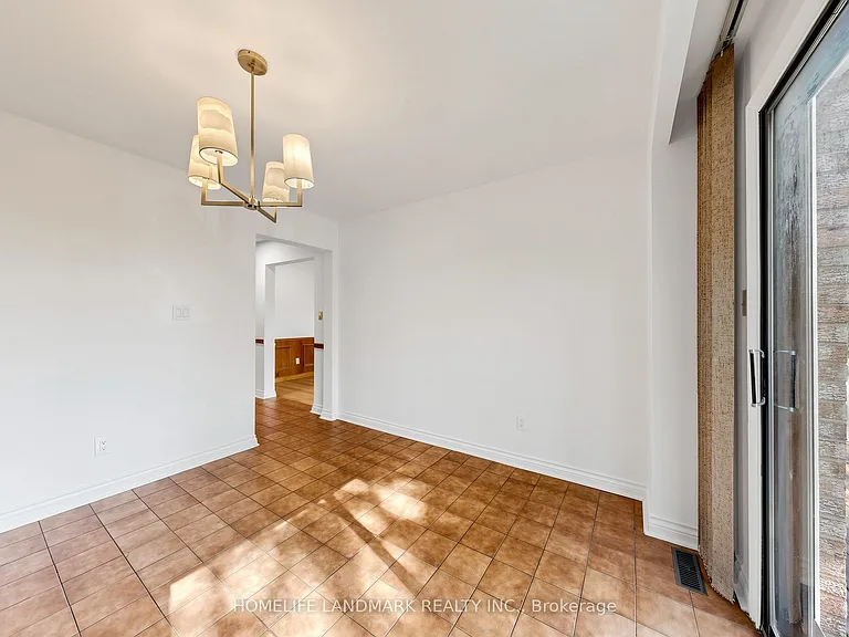 23 Dorian Pl — Photo 13