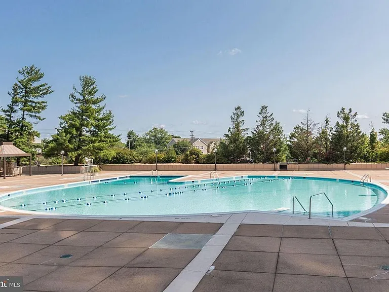 3701 S George Mason Dr #1702N — Photo 28