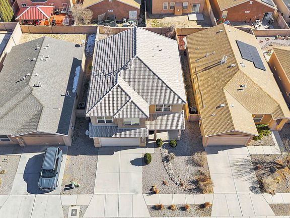 4th image of 920 Kipuka Dr NW
