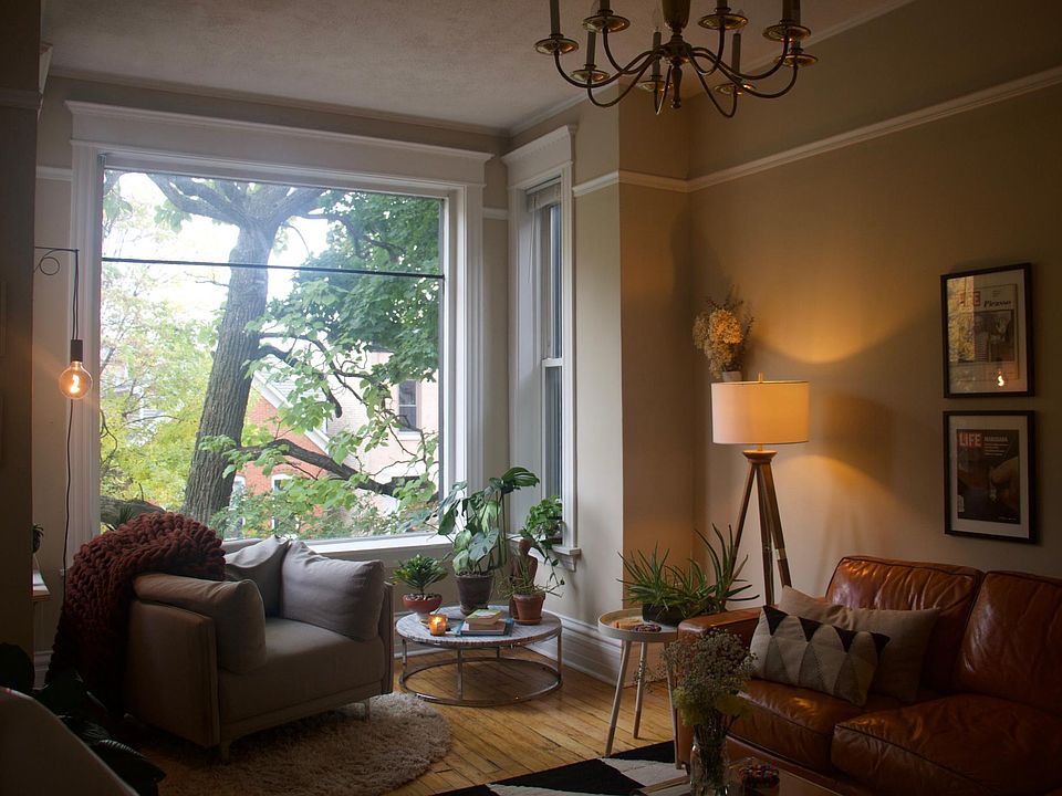 1st image of 922 N Francisco Ave #2
