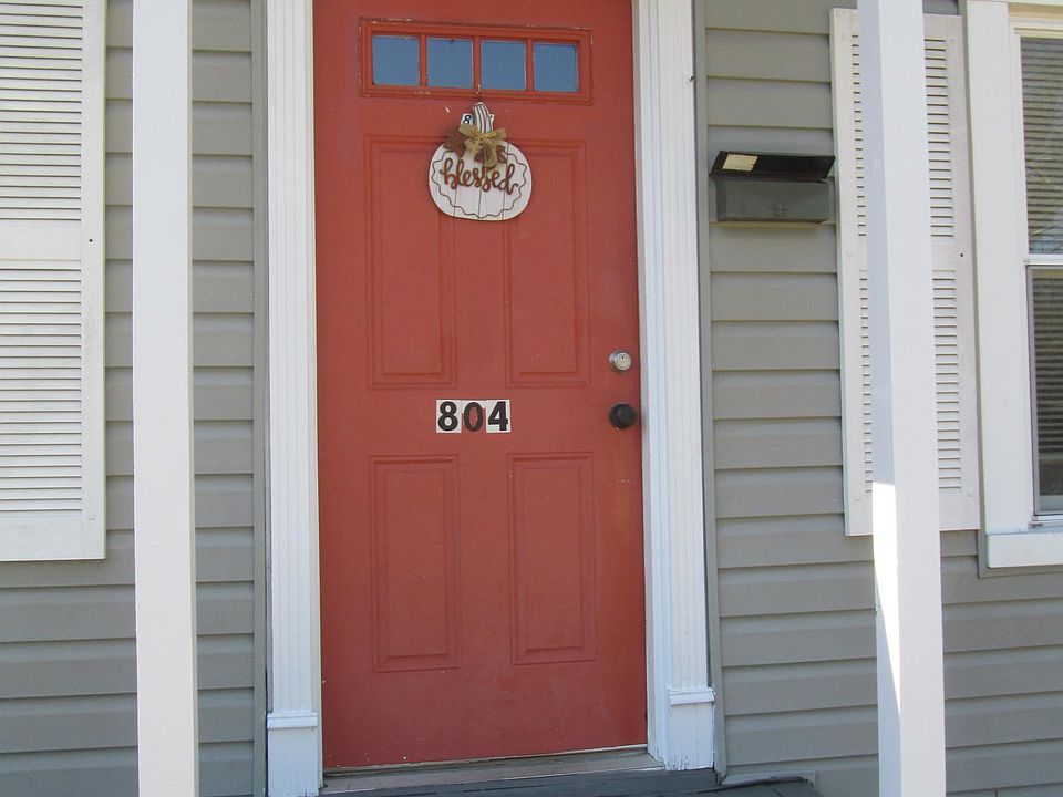 1st image of 804 Englewood St