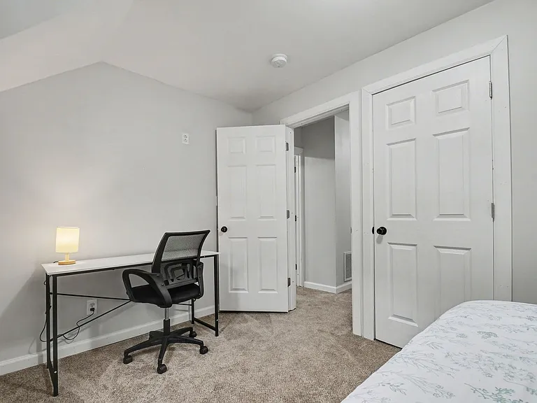 711 Napier St — Photo 11