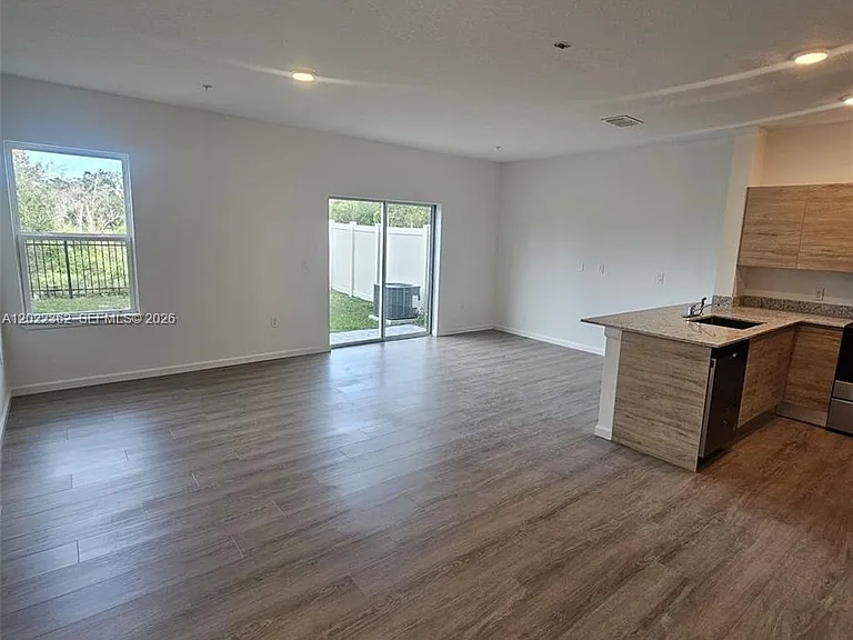 1201 Southstation Pl #108 — Photo 7