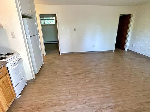 3rd image of 1739 7th Ave APT 8