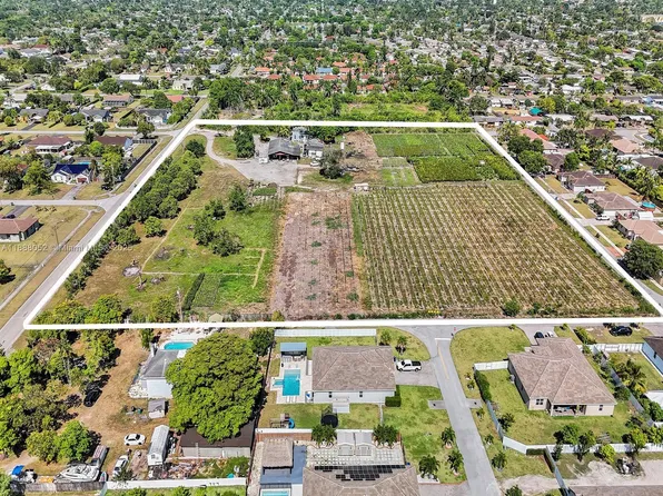 18900 SW 304th St, Homestead, FL 33030