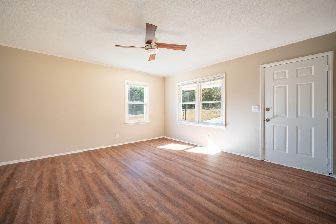 next background image