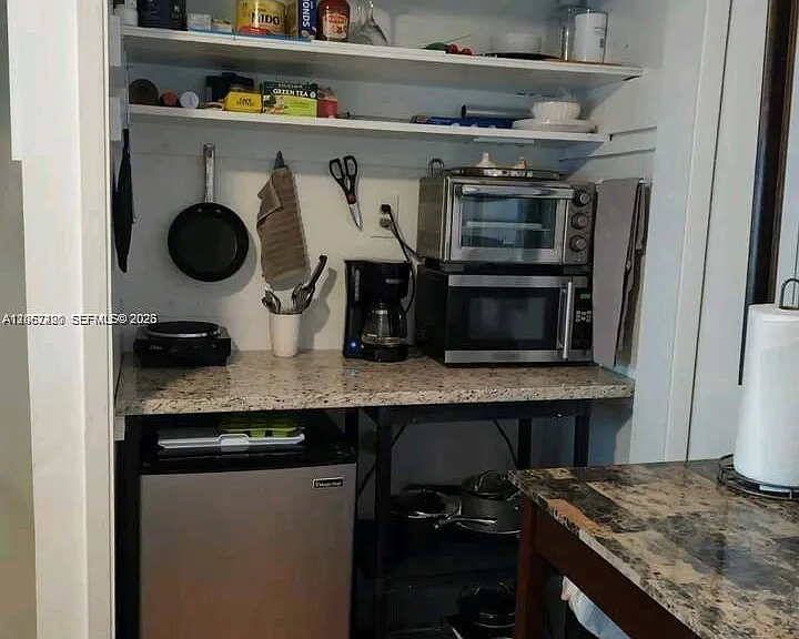 1337 NE 3rd Ave #2 — Photo 4