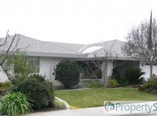 1880 Rall Ave, Clovis, CA 93611