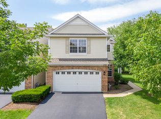 1440 Millbrook Dr, Algonquin, IL 60102