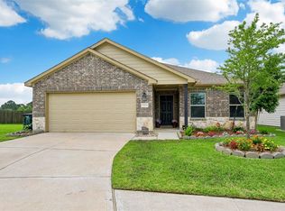 2873 S Fairway Lake Dr, Alvin, TX 77511