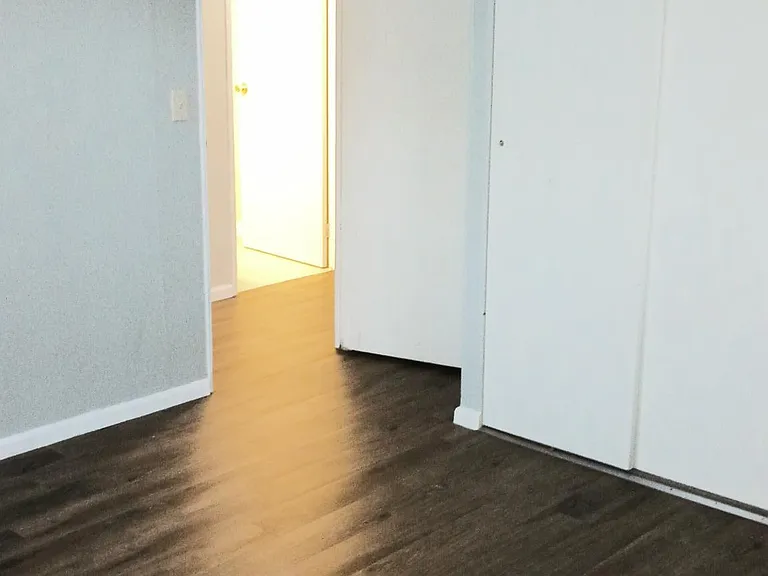 2265 E Dorothy Ln — Photo 23