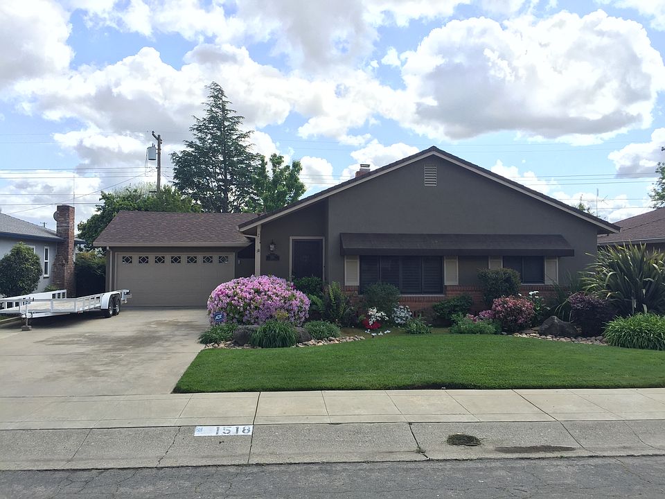 1518 W Locust St, Lodi, CA 95242 Zillow