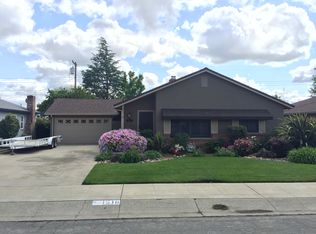 1518 W Locust St, Lodi, CA 95242