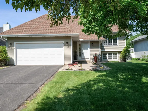 435 Glacier Ln N, Plymouth, MN 55447
