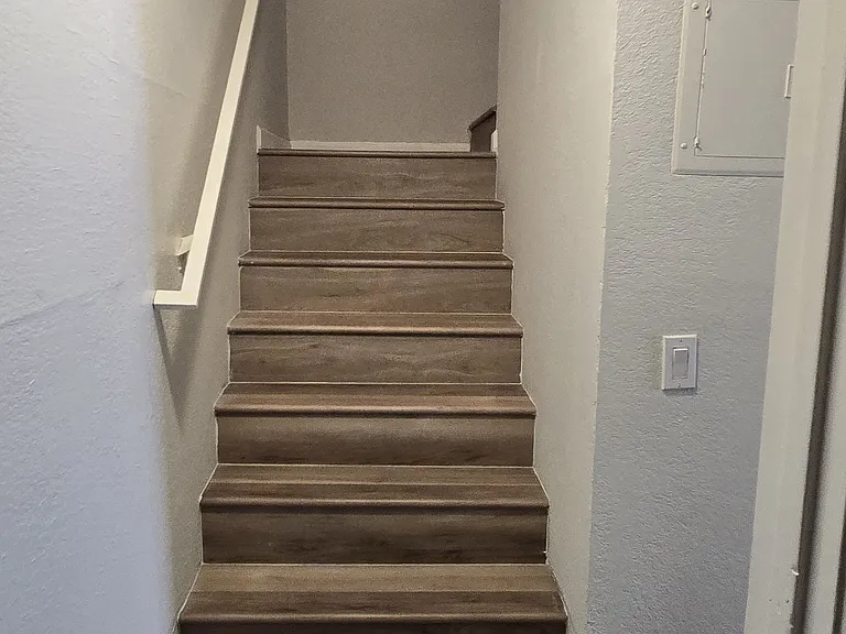 9047 Langdon Ave #15 — Photo 15
