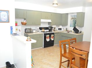 6768 Trigo Rd APT 3, Isla Vista, CA 93117